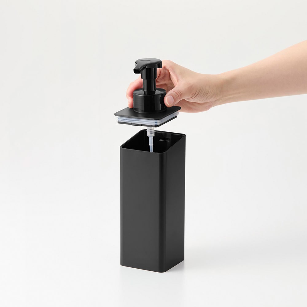 蓋が外れるのでお手入れや詰め替えが簡単