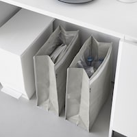 20Lのごみ箱のほか、レジ袋を2枚セットできるので分別にも便利