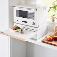 引き出しとスライドテーブルの上下を入れ替えられるツーウェイ収納ラック