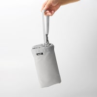 コンパクトに折りたためるので、持ち運びもスムーズ