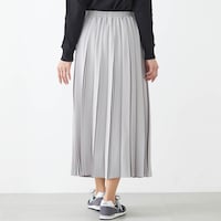 モデル身長170cm／M ※写真は撮影用のため+総丈3cmになります。