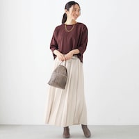 モデル身長167cm／M ※写真は撮影用のため+総丈3cmになります。