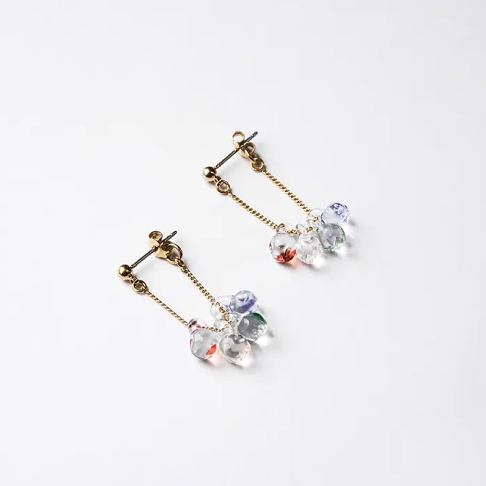 ブルーベリーピアス
