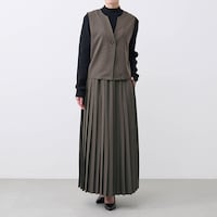 モデル身長168cm／M ※写真は撮影用のため総丈+6cmになります。