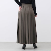 モデル身長168cm／M ※写真は撮影用のため総丈+6cmになります。