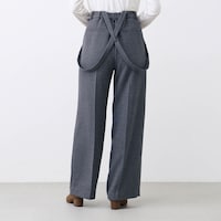 モデル身長168cm／M ※写真は撮影用のため股下+4cmになります。