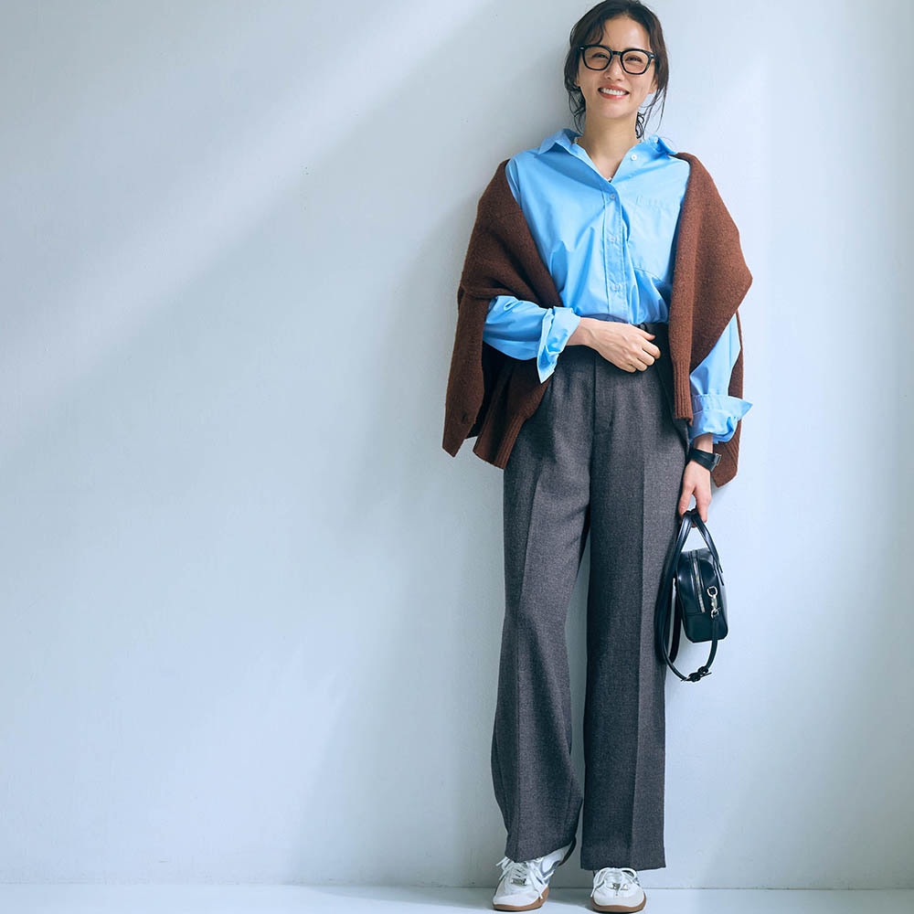 モデル身長165cm／M ※写真は撮影用のため股下+4cmになります。