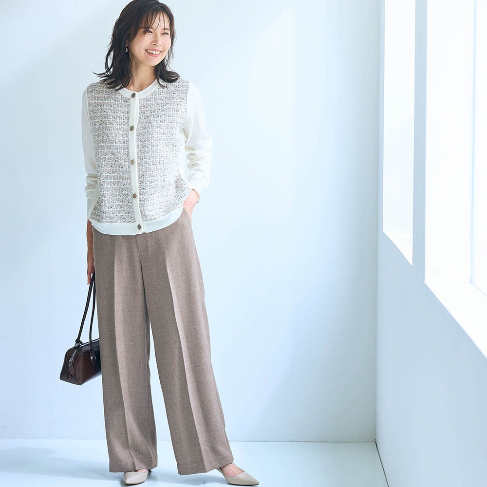 モデル身長165cm／M ※写真は撮影用のため股下+4cmになります。