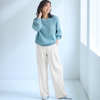 モデル身長165cm／M ※写真は撮影用のため股下+6cmになります。