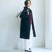 モデル身長169cm／M ※写真は撮影用のため着丈+6cmになります。
