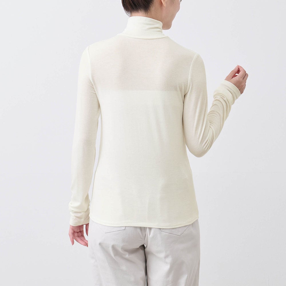 モデル身長168cm／M