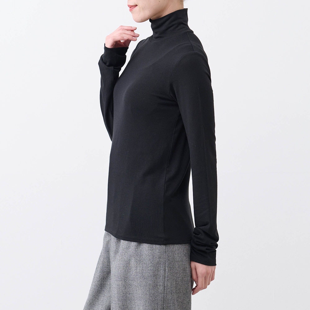 モデル身長168cm／M