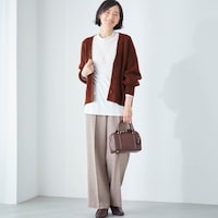 モデル身長168cm／M　※カーディガンのみ着用