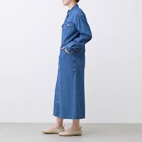 モデル身長168cm／M ※写真は撮影用のため着丈+4cmになります。