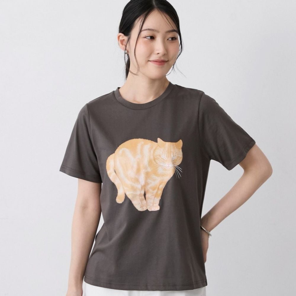 【8月7日再値下げ】 【オノマイ】猫Tシャツ 【8月7日再値下げ】 【オノマイ】猫Tシャツ