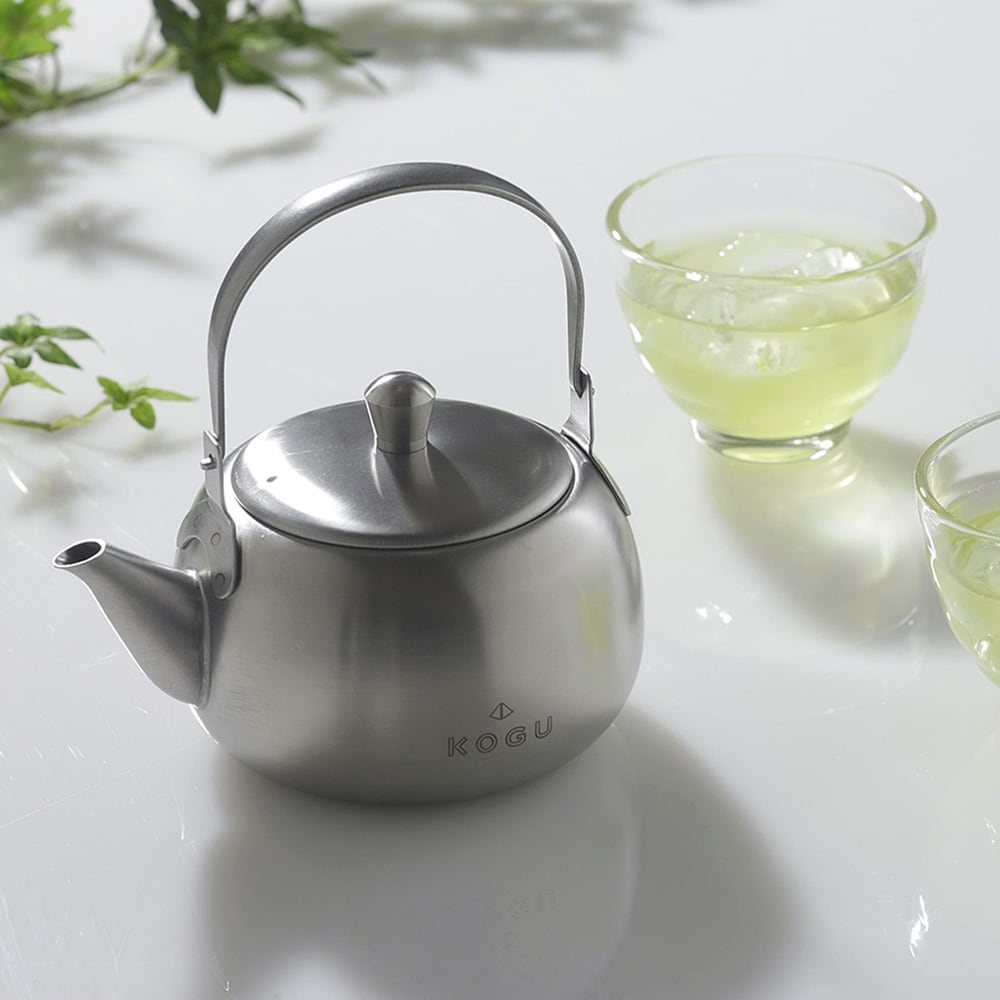 お茶が伝いにくいフチ形状
