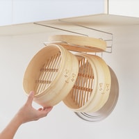 使用後の竹製せいろをそのまま掛けて干せるので、カビや劣化を防ぎ長持ちさせます