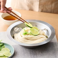 夏にはそうめん鉢として