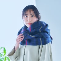 首に巻いてストール