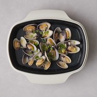 フタで蒸気を閉じ込め短時間で旨味を凝縮