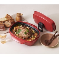 汁気のある煮込み料理も作れる深型構造