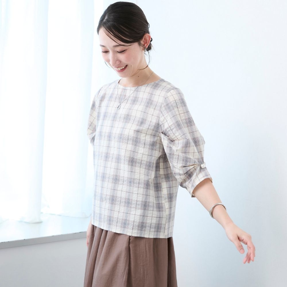 モデル身長165cm／Mサイズ