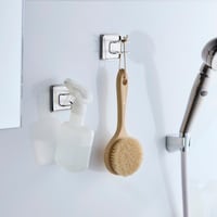 お掃除道具をかけて