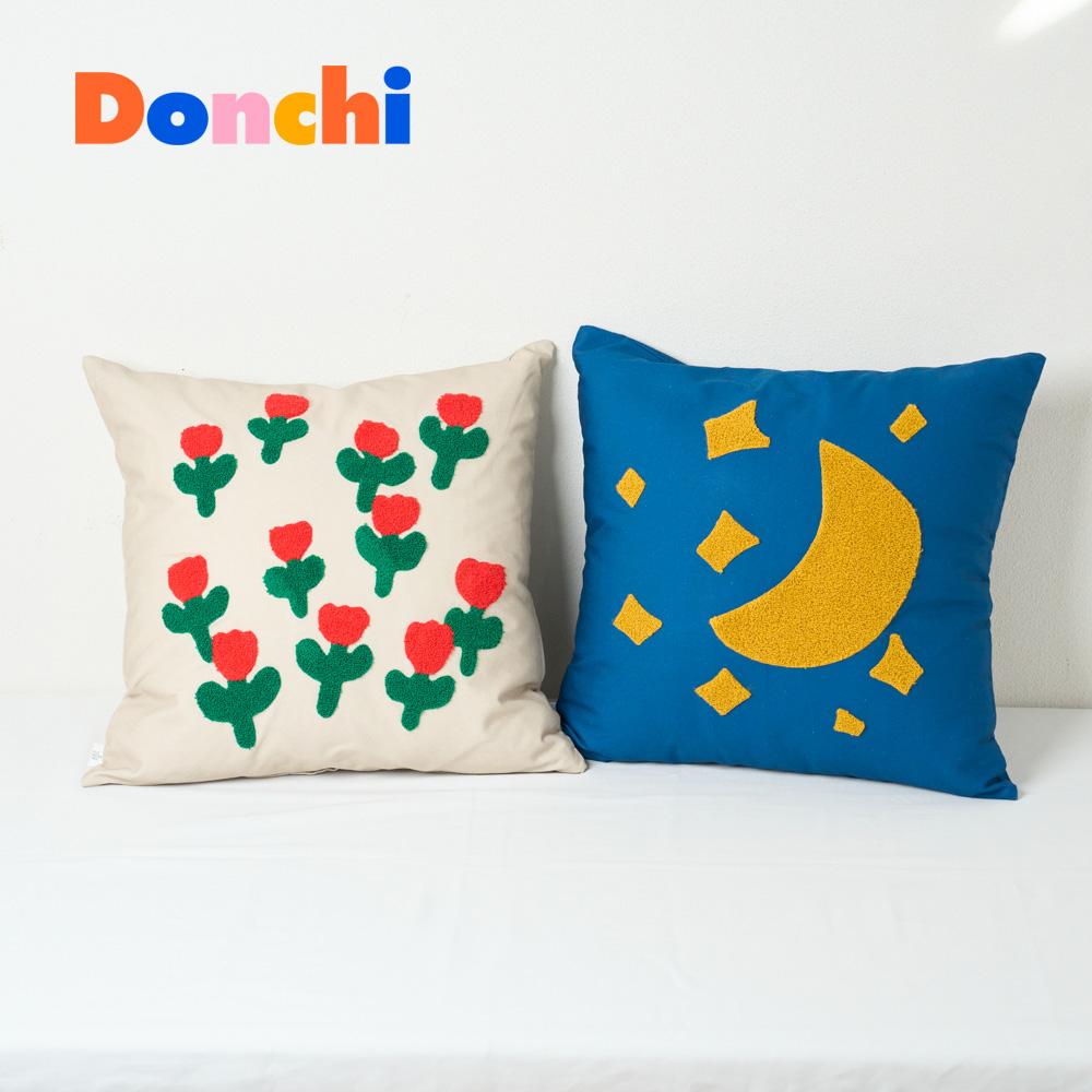 【Donchiコラボ】ブークレー刺繍のクッションカバー 【Donchiコラボ】ブークレー刺繍のクッションカバー