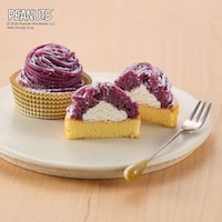 紫芋モンブランはホイップクリーム入り　※お皿、フォークは付属しません