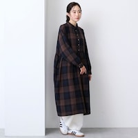 ブラウン
