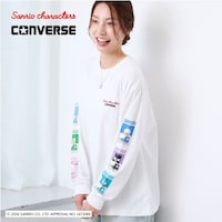 オフホワイト