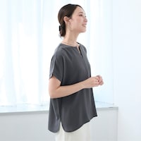 モデル身長165cm／Mサイズ