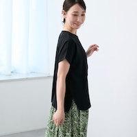 モデル身長165cm／Mサイズ